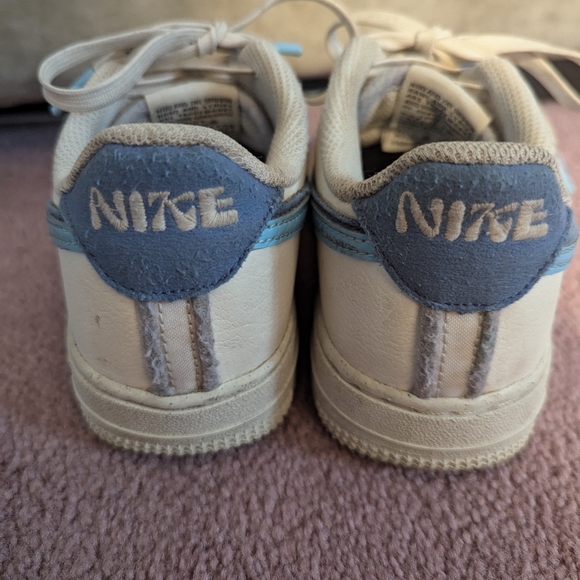 Nike Air Force 1 Low '07 LV8 82 Double Swoosh - Picture 7 of 10